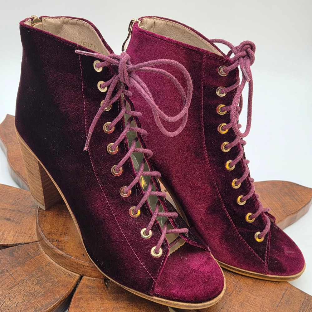 Catherine Malandrino Womens 8.5 Velvet Lace Up Booties Burgundy Peep Toe